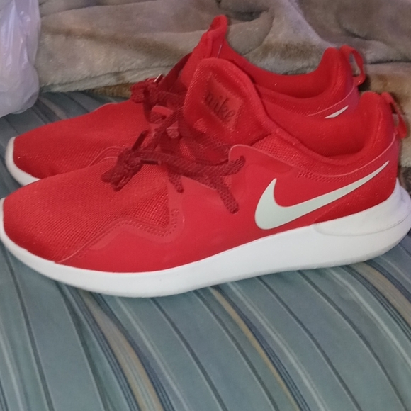Men Nikes never been worn Men size 9 - Picture 6 of 7